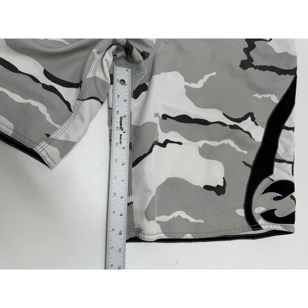 Vintage Billabong Y2K Camo Board Shorts Size 36 Gray White Black Surf Swim Trunk